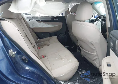 2015 Subaru Legacy 2.5I Premium z USA, uszkodzony, nr VIN 4S3BNAC66F3055687